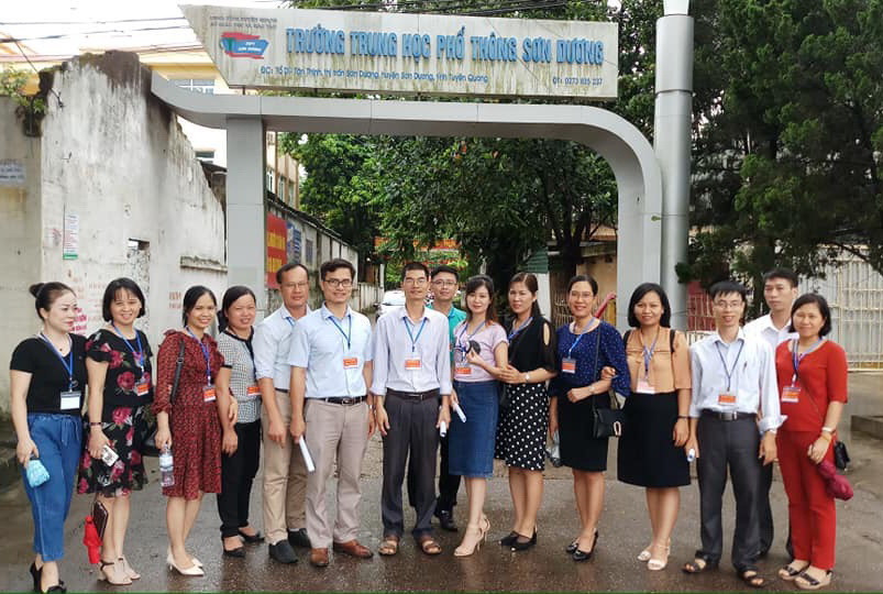 Cán bộ, giảng viên Trường ĐH Sư phạm Thái Nguyên làm công tác coi thi THPT quốc gia năm 2019 tại Trường THPT Sơn Dương (huyện Sơn Dương) Cán bộ, giảng viên Trường ĐH Sư phạm Thái Nguyên làm công tác coi thi THPT quốc gia năm 2019 tại Trường THPT Sơn Dương (huyện Sơn Dương)