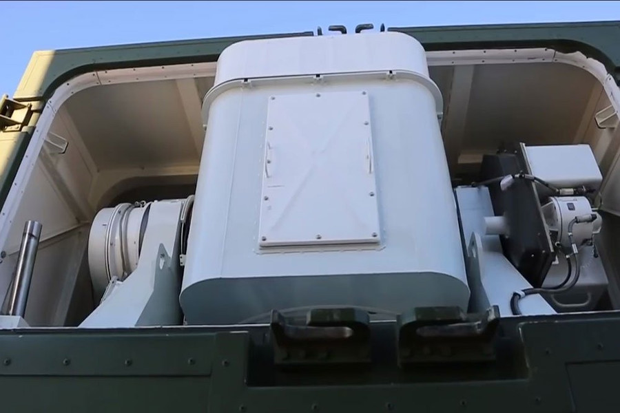 các cuộc thử nghiệm vũ khí laser mới của Mỹ tại khu thử nghiệm White Sands. các cuộc thử nghiệm vũ khí laser mới của Mỹ tại khu thử nghiệm White Sands.