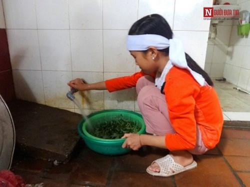 Những bữa cơm đẫm nước mắt của 6 đứa con mồ côi cả cha lẫn mẹ - Ảnh 4