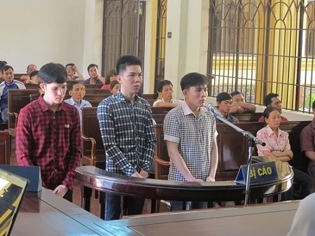 Vợ mất mạng vì “thách thức” chồng