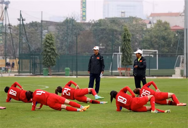 Các tuyển thủ nữ Việt Nam trong đợt tập trung tháng 1/2021.