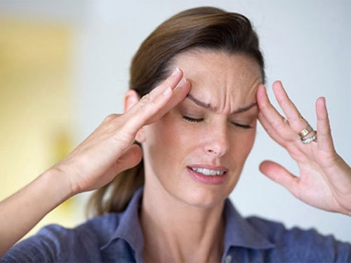 7 biểu hiện cảnh báo bạn đang thiếu canxi