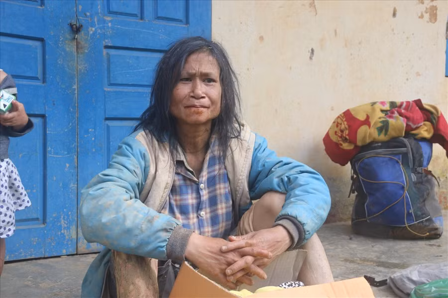 Nỗi đau của những nạn nhân còn sống sót. Ảnh: Lao động.