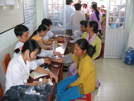 Phát hiện 5 công nhân mắc cúm A H1N1 - Ảnh 1 Phat hien 5 cong nhan mac cum A H1N1 - Anh 1