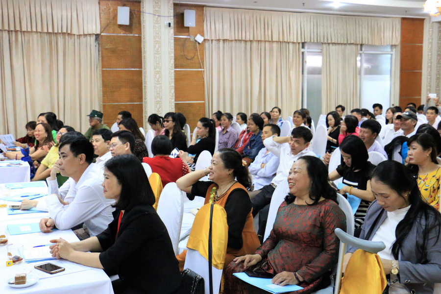 Hội thảo thu hút khá đông phụ nữ tham gia