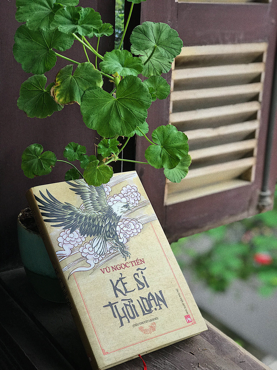 Bìa cuốn “Kẻ sĩ thời loạn Bìa cuốn “Kẻ sĩ thời loạn
