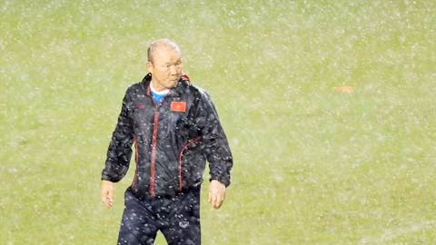 Các buổi tập trước thầy Park vẫn cho báo giới tác nghiệp 25 phút đầu khởi động.