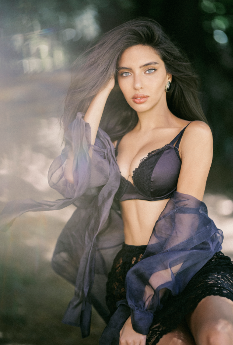 Sara Arfaoui đang bị cộng đồng mạng chỉ trích sau phát biểu chê bai nhà hàng và đồ ăn ở Manchester. Ảnh: The Sun