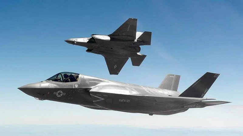  Chiến đấu cơ F-35 thế hệ thứ 5 của Mỹ.