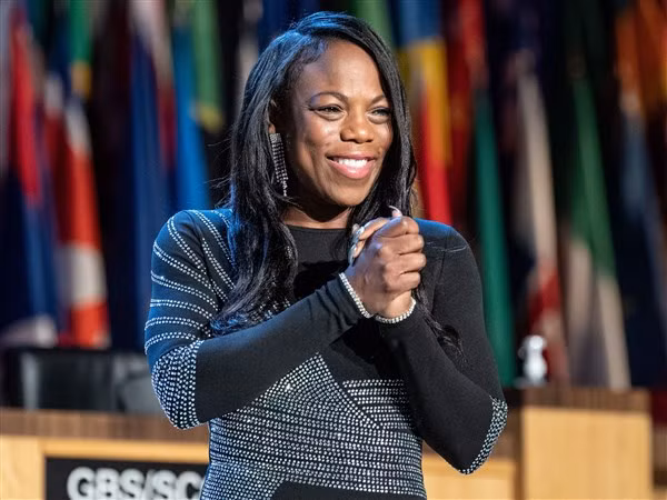 Cô Thorpe đã giúp nhiều học sinh nghèo giành học bổng vào đại học.