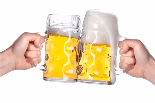 Nghiên cứu đã kiểm tra MRI não của 36.678 bệnh nhân tuổi từ trung niên trở lên.