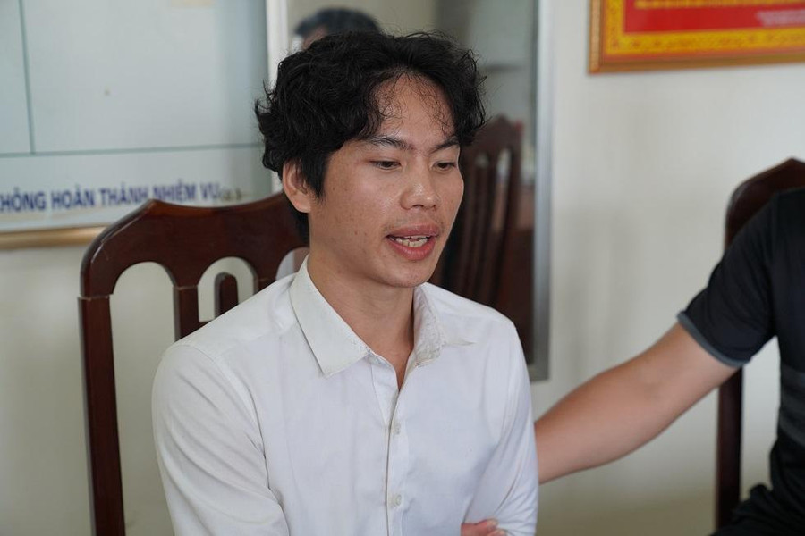 Đối tượng Ngần Văn Đông tại cơ quan Công an. Đối tượng Ngần Văn Đông tại cơ quan Công an.