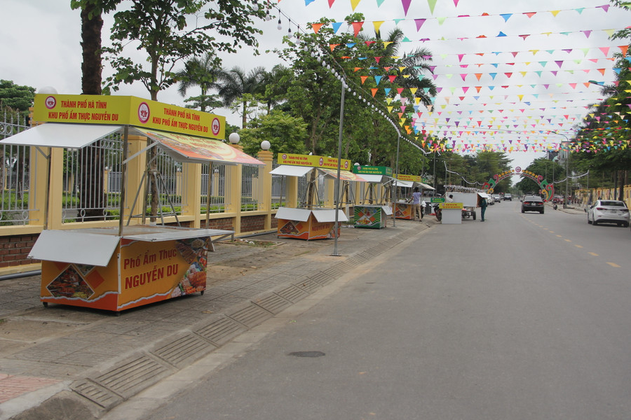 Đây là khu phố ẩm thực được quy hoạch bài bản, chuyên nghiệp lần đầu tiên ở Hà Tĩnh.