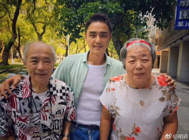 Xót xa lời kể của Minh Đạo: Mở mắt ra là cần tiền, mọi người đều dựa vào anh mà sống