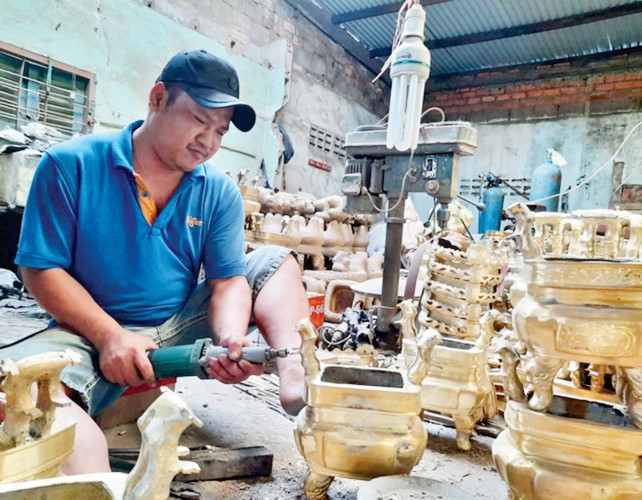 Lư đồng “giữ lửa” giữa Sài thành