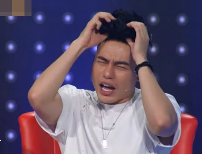 "cuoi rot ham" khi loat sao viet bi phat hien toc gia, rot toc ngay tren song truyen hinh - 7