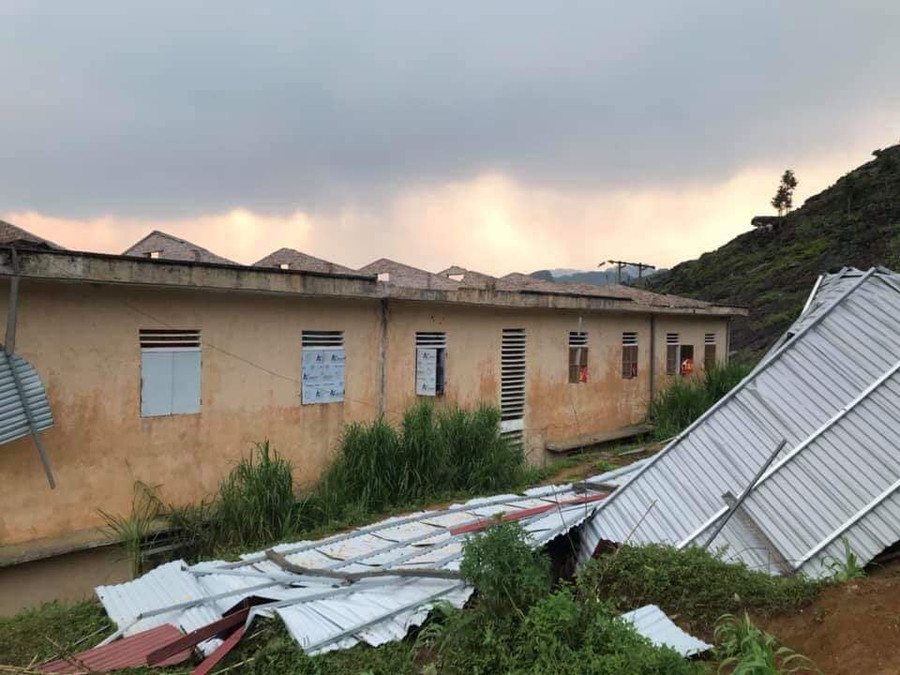 Việc khắc phục đòi hỏi kinh phí lớn nằm ngoài khả năng của trường Việc khắc phục đòi hỏi kinh phí lớn nằm ngoài khả năng của trường