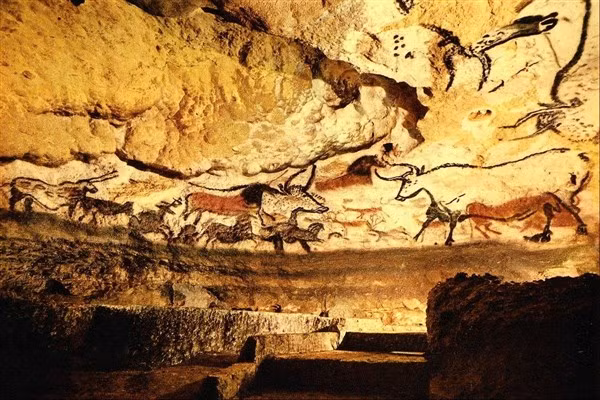 Nghệ thuật xuất hiện từ thời nguyên thủy, nhưng nghệ thuật bắt nguồn từ đâu?