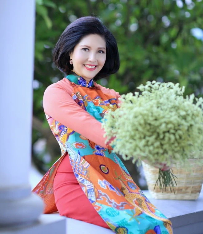 Ca sĩ Họa Mi và những thăng trầm trong cuộc sống