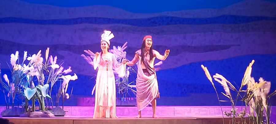 Mối duyên kỳ ngộ của chàng Chử Đồng Tử và công chúa Tiên Dung được tái hiện xúc động. Ảnh: Bình Thanh.