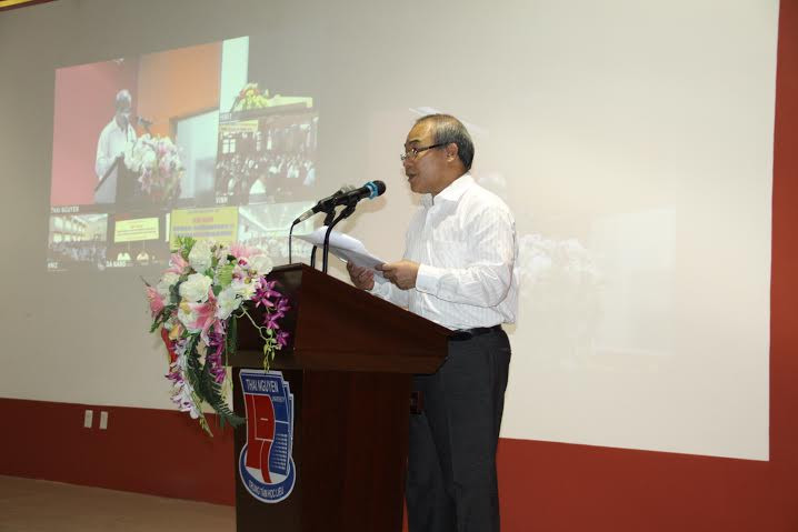 Thứ trưởng Nguyễn Vinh Hiển báo cáo tại Hội nghị. Ảnh: Việt Hoa Thứ trưởng Nguyễn Vinh Hiển báo cáo tại Hội nghị. Ảnh: Việt Hoa