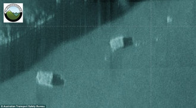 Sóng âm dò thấy 2 hộp đen máy bay MH370 ở Ấn Độ Dương?