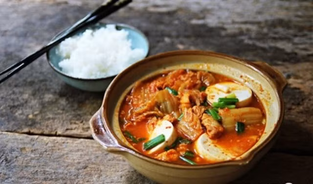 Cách nấu canh kim chi chuẩn vị Hàn Quốc