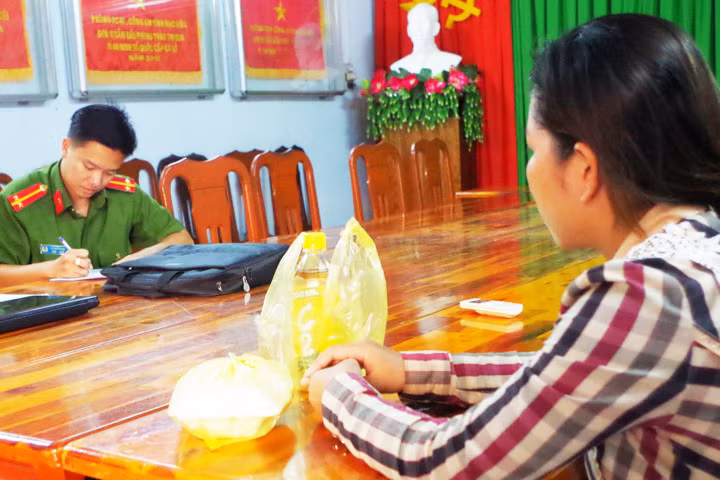 Nhiều cô gái bị bán sang Trung Quốc giá 100 - 120 triệu