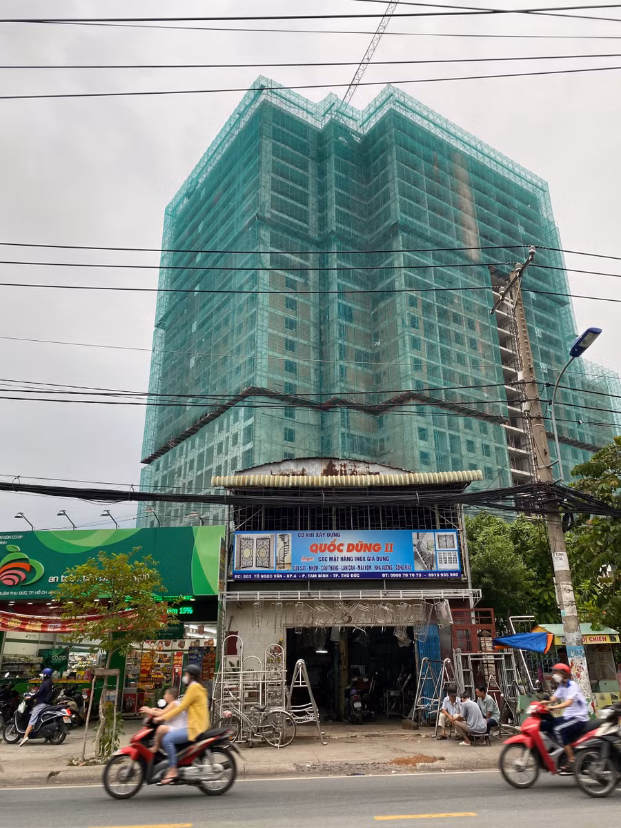 Ngành bất động sản được nhận định vẫn gặp nhiều khó khăn. Trong ảnh là một dự án bất động sản đang được triển khai tại TP Thủ Đức, TPHCM. (Ảnh: Lê Nam)