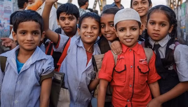 Học sinh nghèo tại Trường liên cấp Holy Star được miễn học phí.