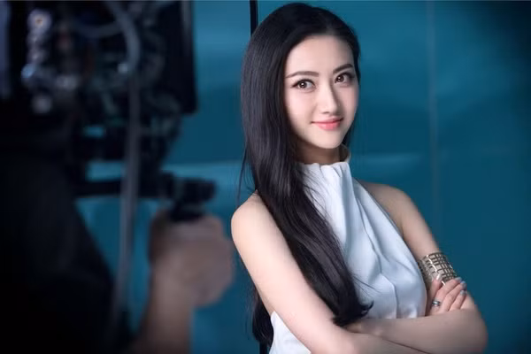 Những nữ thần “đơ” của màn ảnh Hoa ngữ ảnh 1