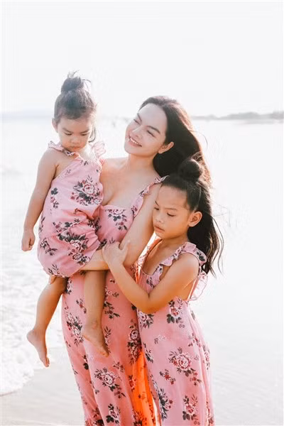 Ca sĩ Phạm Quỳnh Anh.