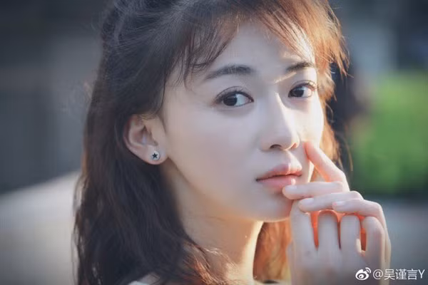 Những nữ thần “đơ” của màn ảnh Hoa ngữ ảnh 3