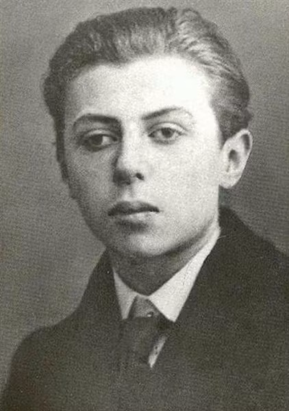 Jean-Paul Sartre thời sinh viên.
