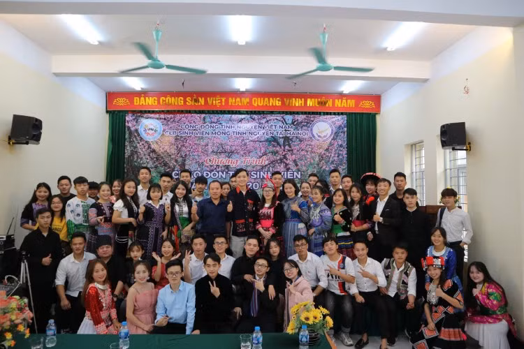 “Chào đón tân sinh viên” năm 2020.