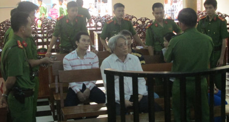Xét xử Xet xu