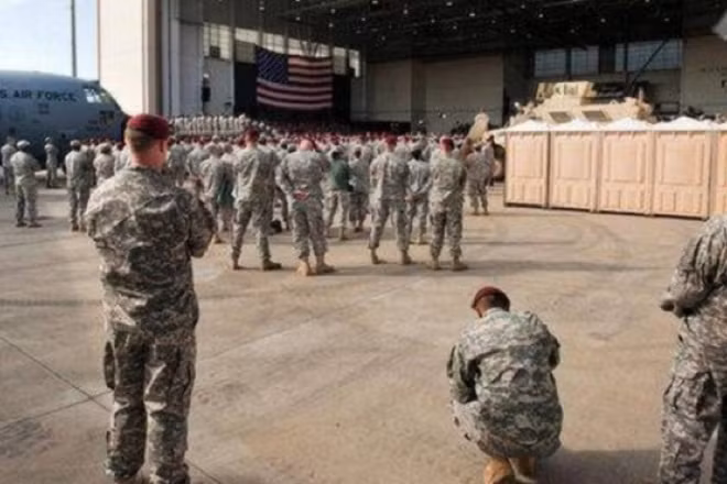 Hy Lạp kêu gọi đóng cửa tất cả các căn cứ của Mỹ và NATO ở Hy Lạp, đồng thời, thu hồi tất cả các lực lượng quân sự Hy Lạp tham gia vào các nhiệm vụ của NATO và EU.