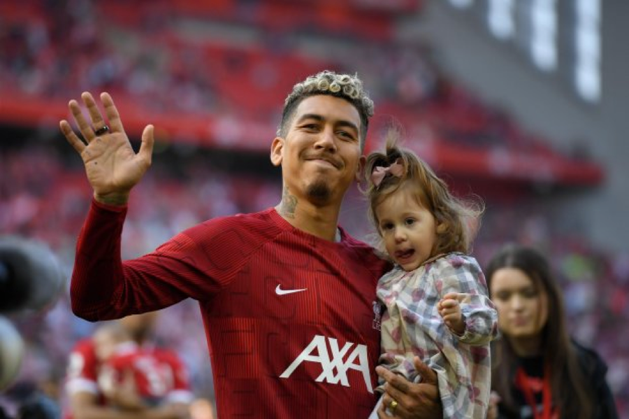 Roberto Firmino 'chơi lớn' trong ngày chia tay Liverpool ảnh 1 Roberto Firmino 'chơi lớn' trong ngày chia tay Liverpool ảnh 1