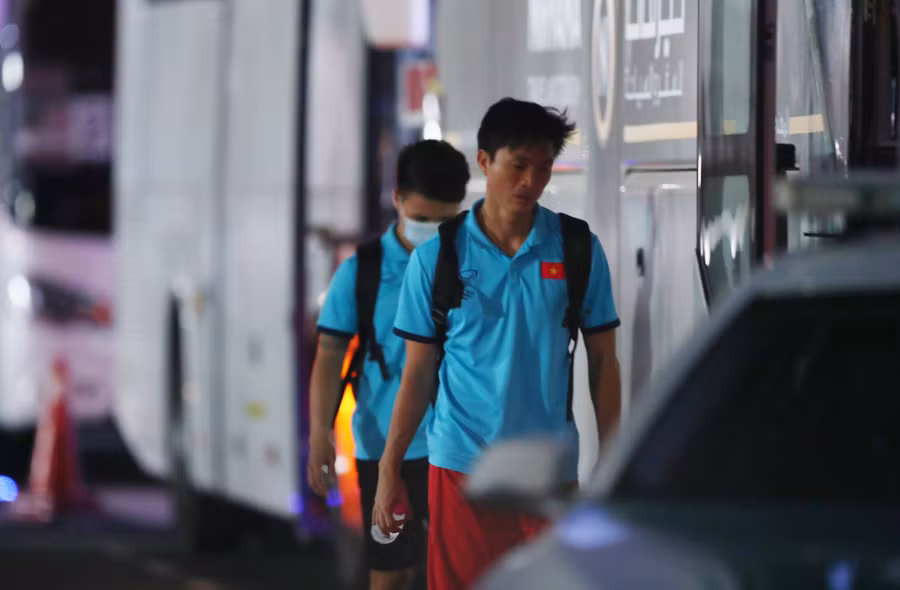 Tuấn Anh đến sân nhưng không vào tập luyện.