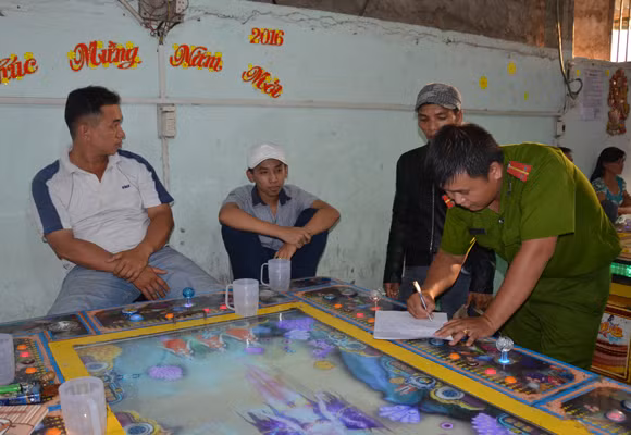 Triệt xóa một tụ điểm đánh bạc trá hình game bắn cá