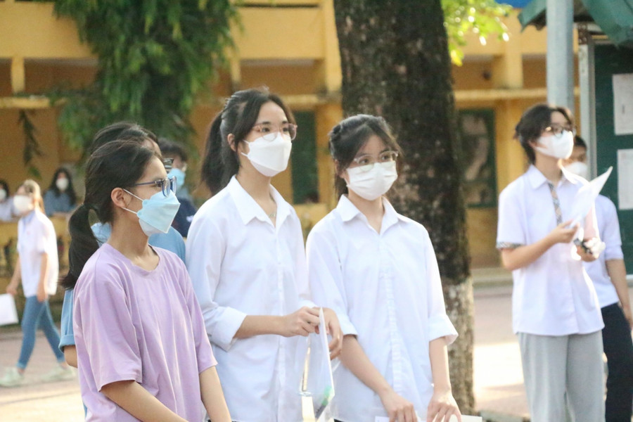 Đề thi Ngữ văn được học sinh đánh giá vừa sức. Ảnh: Tú Anh