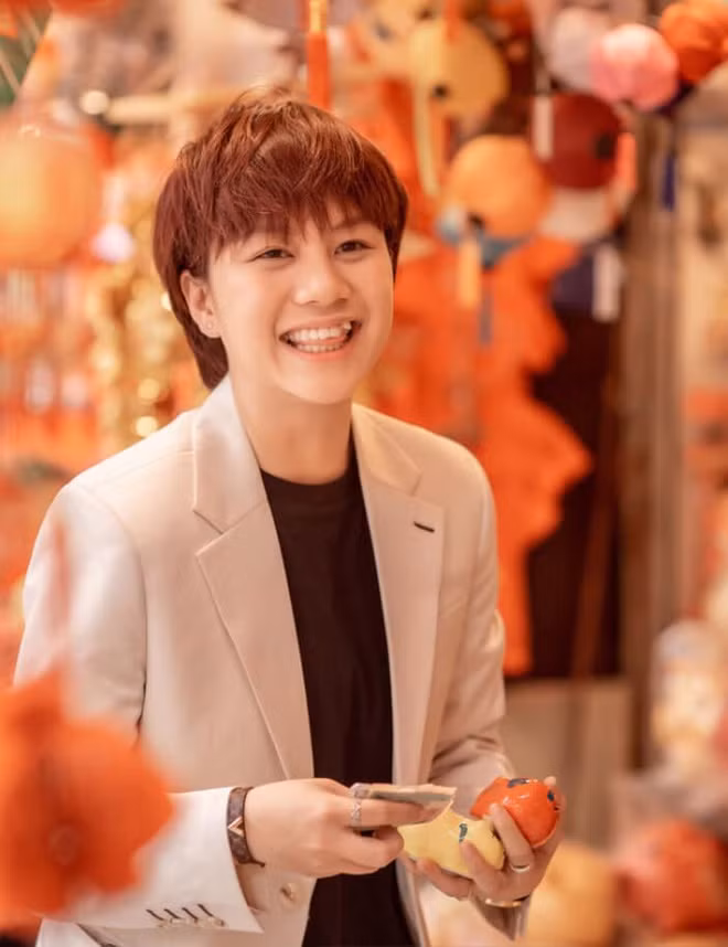 Minh Hang khoe tien mung Tet, Phan Manh Quynh li xi ban gai 123 trieu hinh anh 9 82765093_185973235848332_9038777842871042048_n.jpg