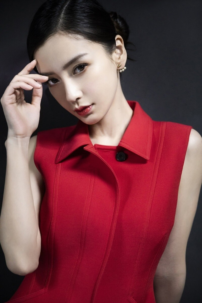 Mặc tin đồn ly hôn, Angela Baby vẫn đẹp ma mị hút hồn ảnh 6 Keyword đầu tiên có dấu