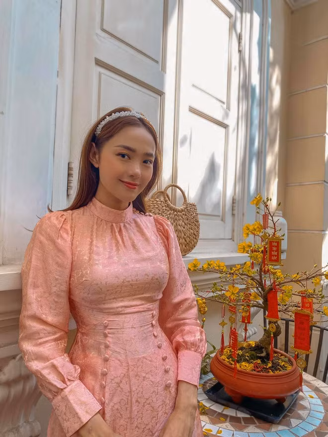 Minh Hang khoe tien mung Tet, Phan Manh Quynh li xi ban gai 123 trieu hinh anh 5 83955136_2809697345764907_9092262039815979008_o.jpg