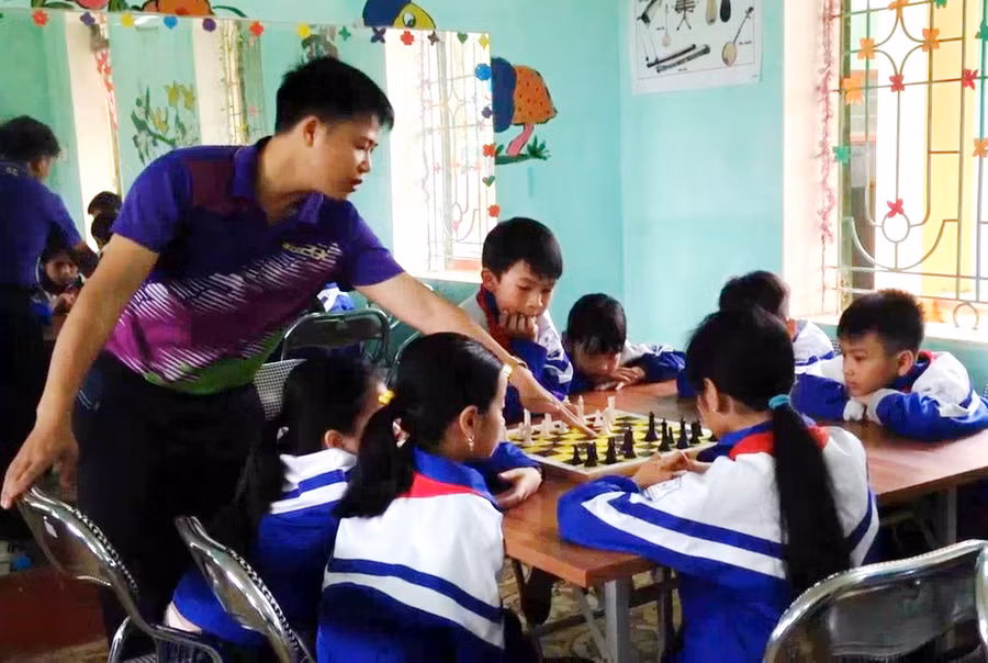 Bất ngờ những tiết học thể dục sáng tạo, lôi cuốn của thầy giáo Bắc Giang