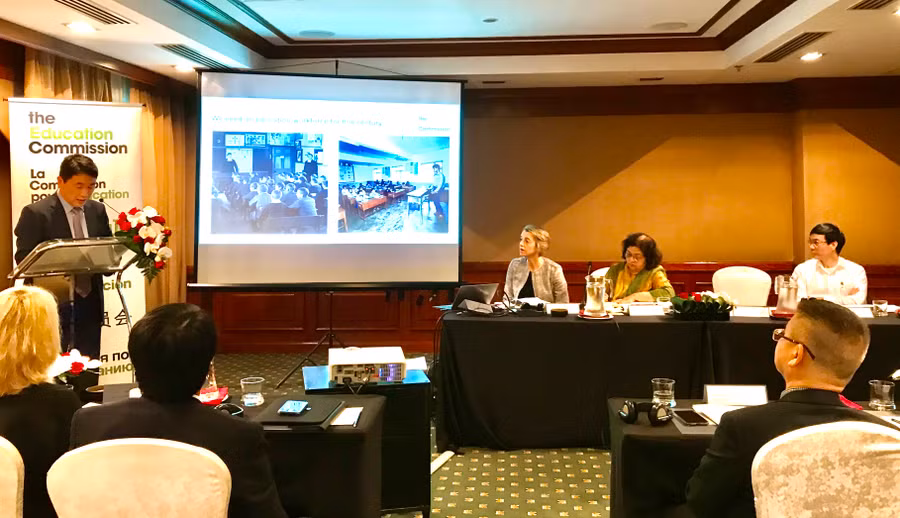 The Education Commisssion công bố Báo cáo "Chuyển đổi nguồn nhân lực giáo dục" mới nhất sáng nay (ảnh: Thanh Tuấn)