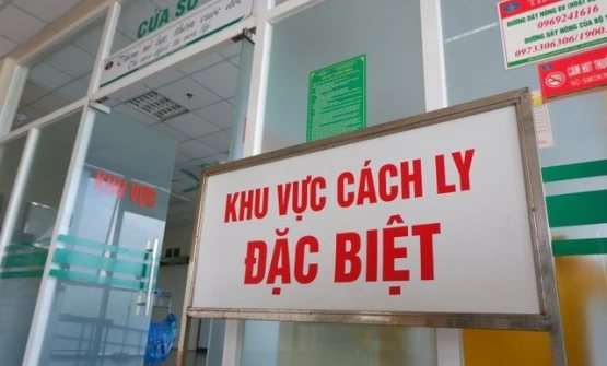 Nếu không cần cấp cứu, người gặp vấn đề về sức khoẻ trong khu cách ly sẽ được bác sĩ đến khám.