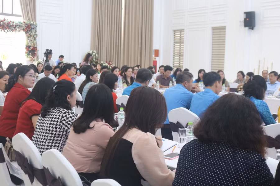 Nhiều ý kiến tâm huyết được chia sẻ tại tọa đàm