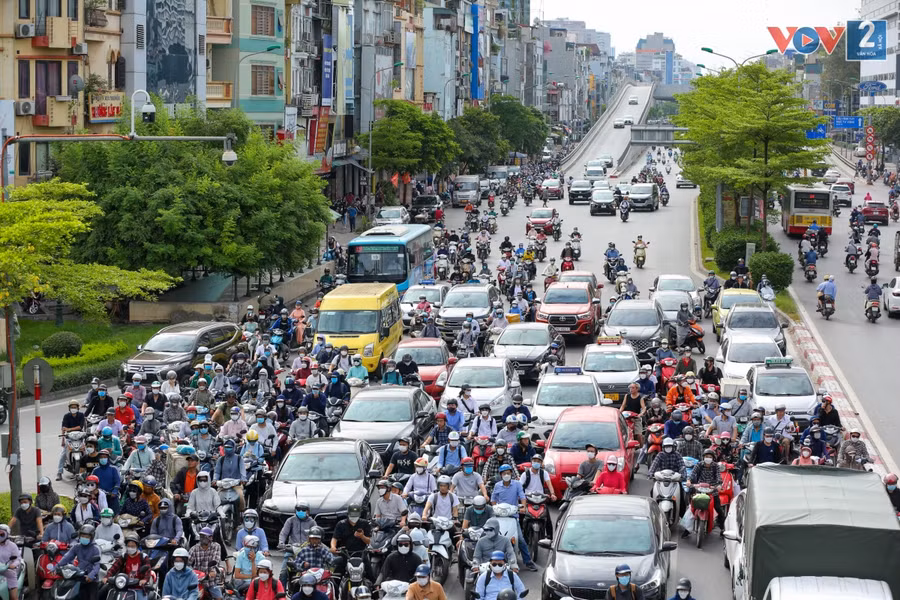 Công bố đường dây nóng về bảo đảm trật tự an toàn giao thông dịp nghỉ lễ 2/9