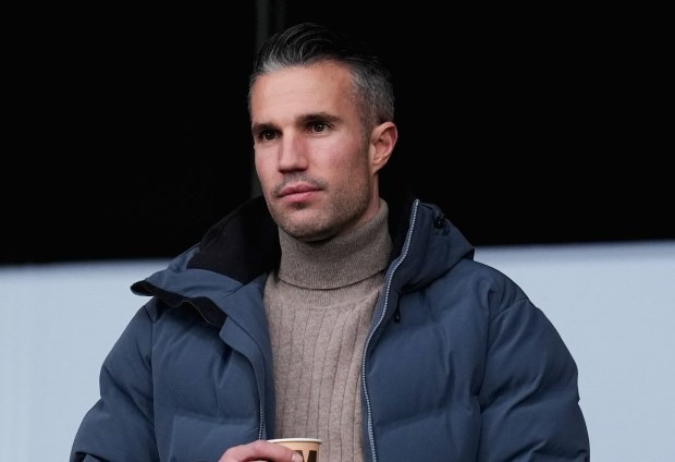 Robin van Persie đã trở thành tân HLV của đội bóng Hà Lan Heerenveen. Robin van Persie đã trở thành tân HLV của đội bóng Hà Lan Heerenveen.